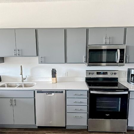 Sleepover 1Bd 1Ba Des Moines Apartments エクステリア 写真