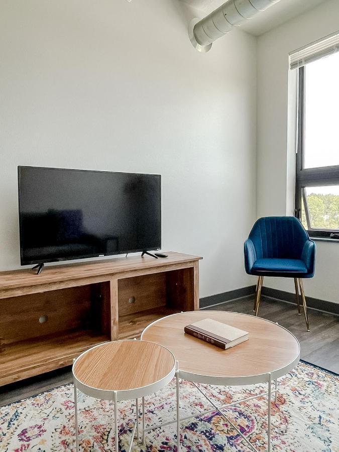 Sleepover 1Bd 1Ba Des Moines Apartments エクステリア 写真