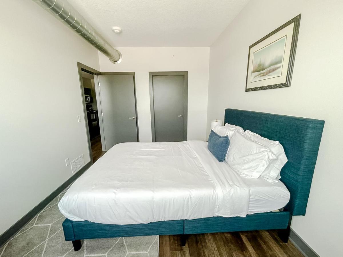 Sleepover 1Bd 1Ba Des Moines Apartments エクステリア 写真