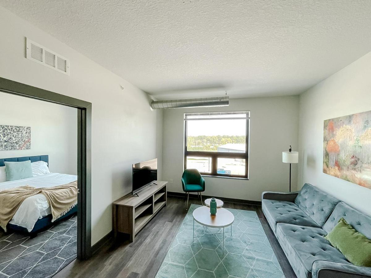 Sleepover 1Bd 1Ba Des Moines Apartments エクステリア 写真