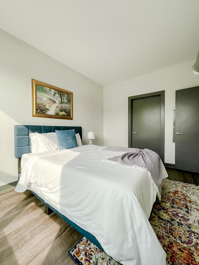Sleepover 1Bd 1Ba Des Moines Apartments エクステリア 写真