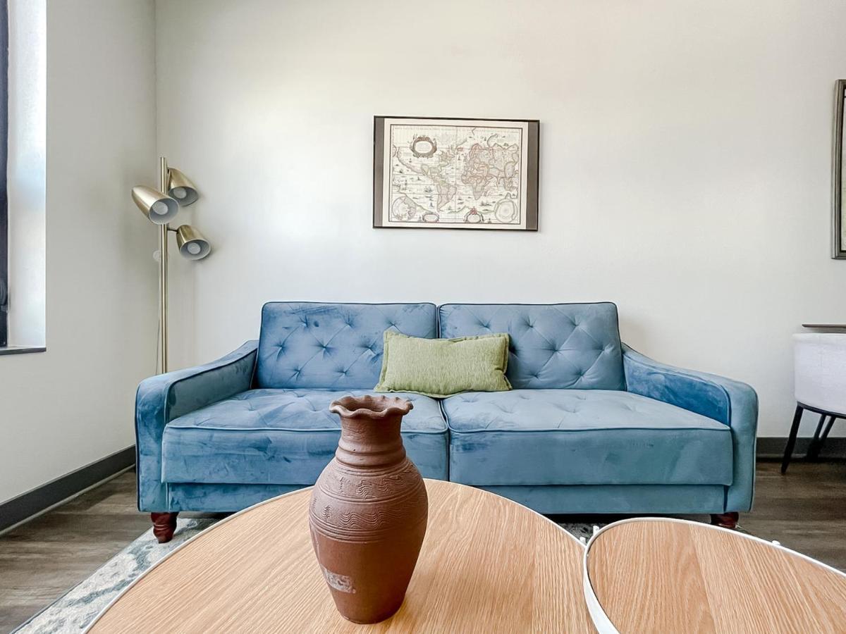 Sleepover 1Bd 1Ba Des Moines Apartments エクステリア 写真