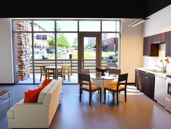 Sleepover 1Bd 1Ba Des Moines Apartments エクステリア 写真