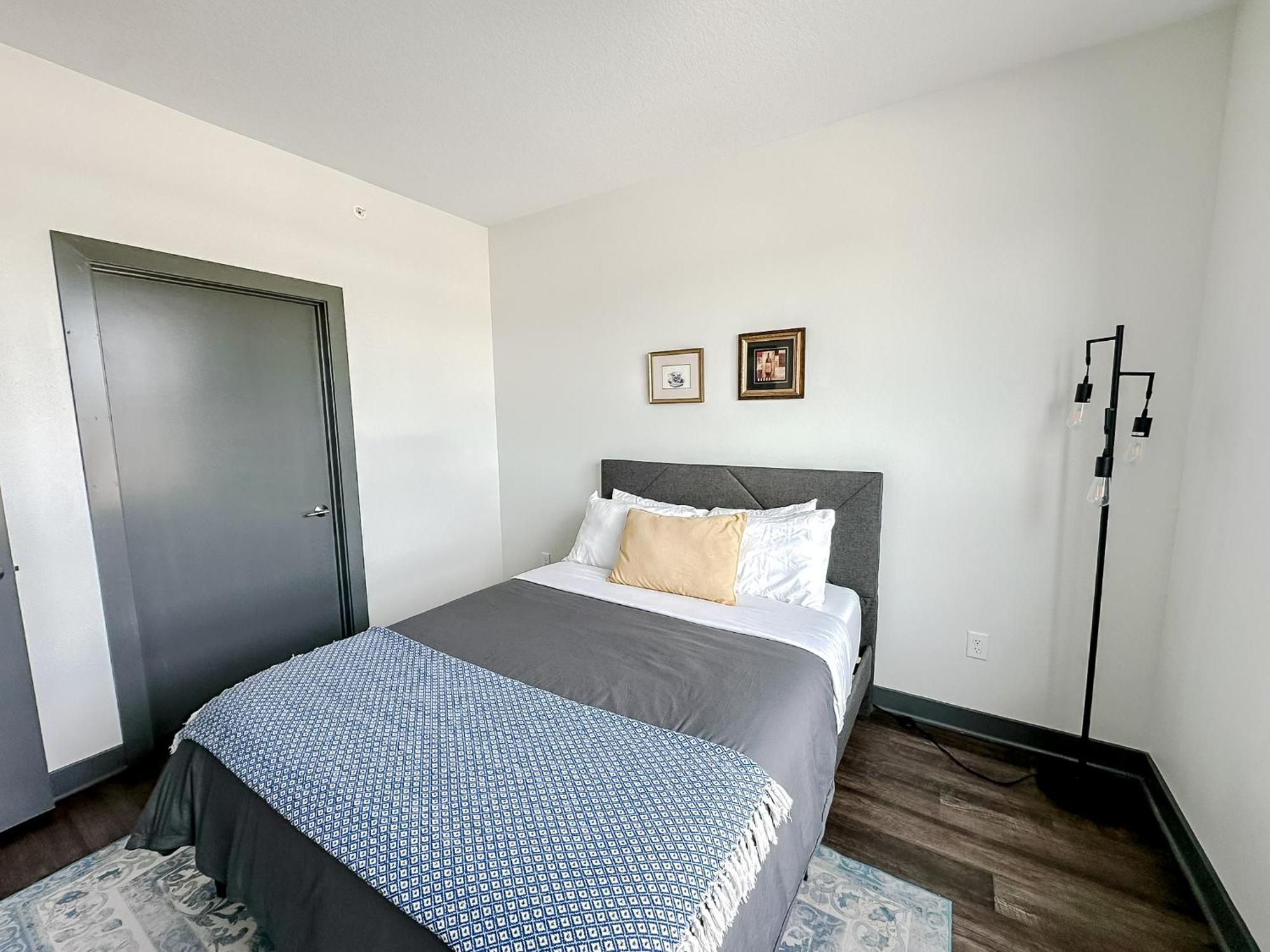 Sleepover 1Bd 1Ba Des Moines Apartments エクステリア 写真