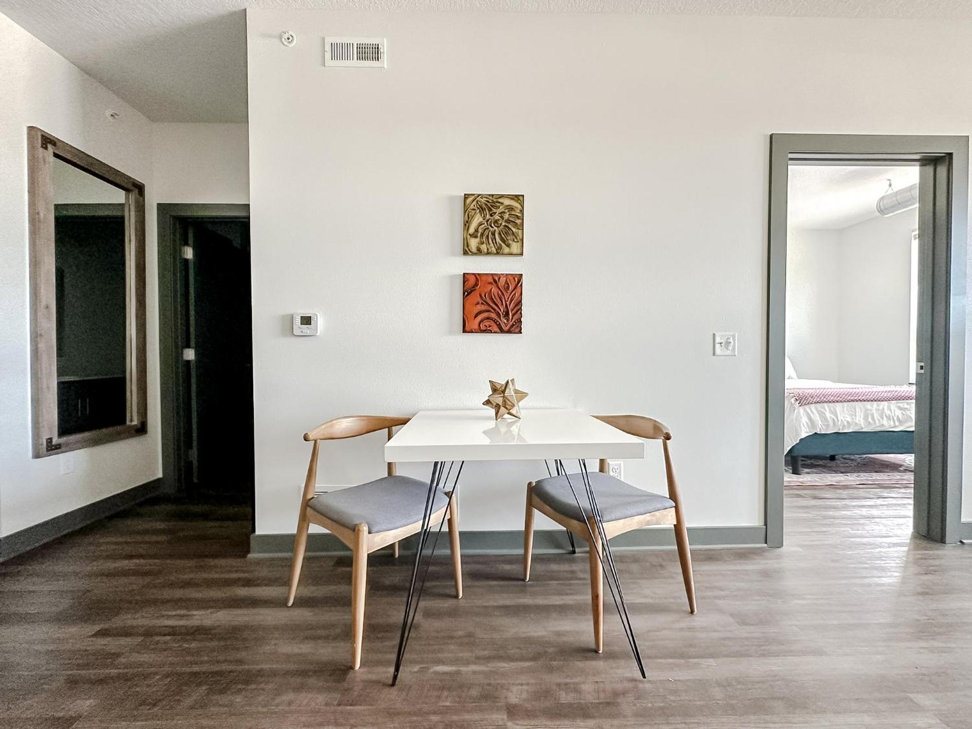 Sleepover 1Bd 1Ba Des Moines Apartments エクステリア 写真
