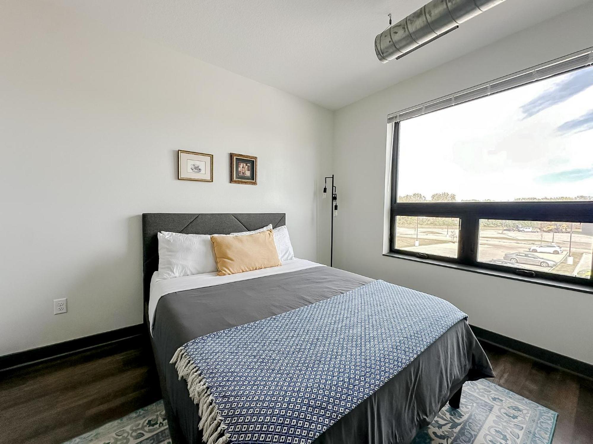 Sleepover 1Bd 1Ba Des Moines Apartments エクステリア 写真